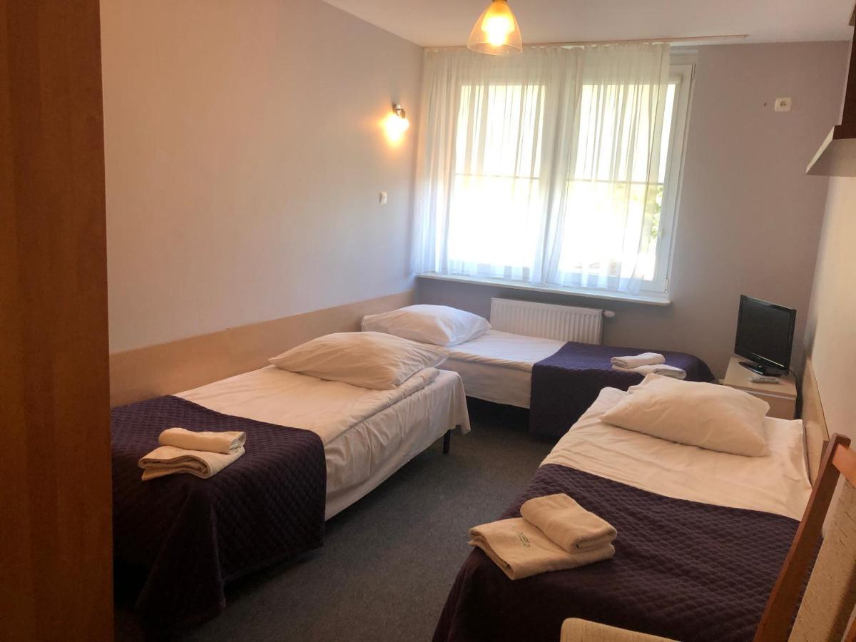 Sosnowe Zacisze Hotel Kleosin Exterior photo