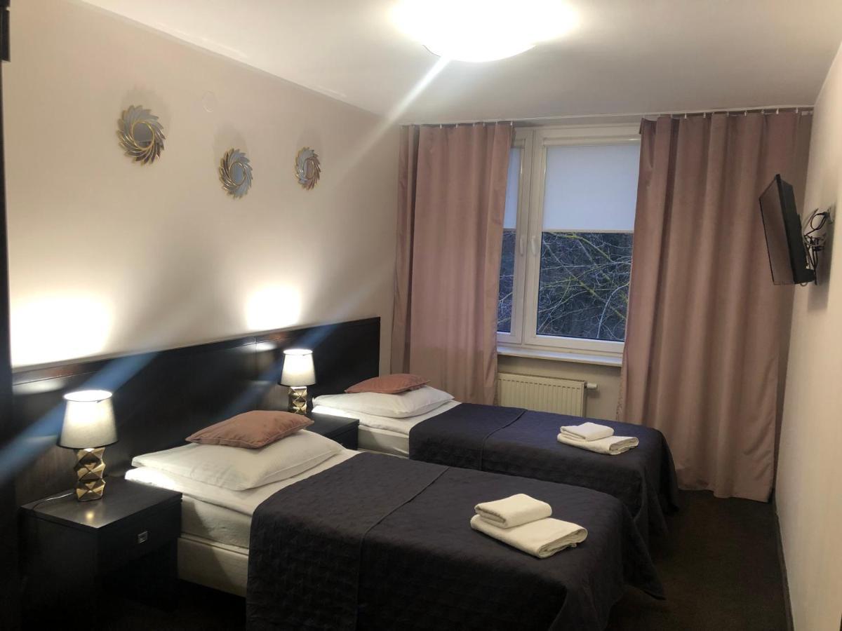 Sosnowe Zacisze Hotel Kleosin Exterior photo