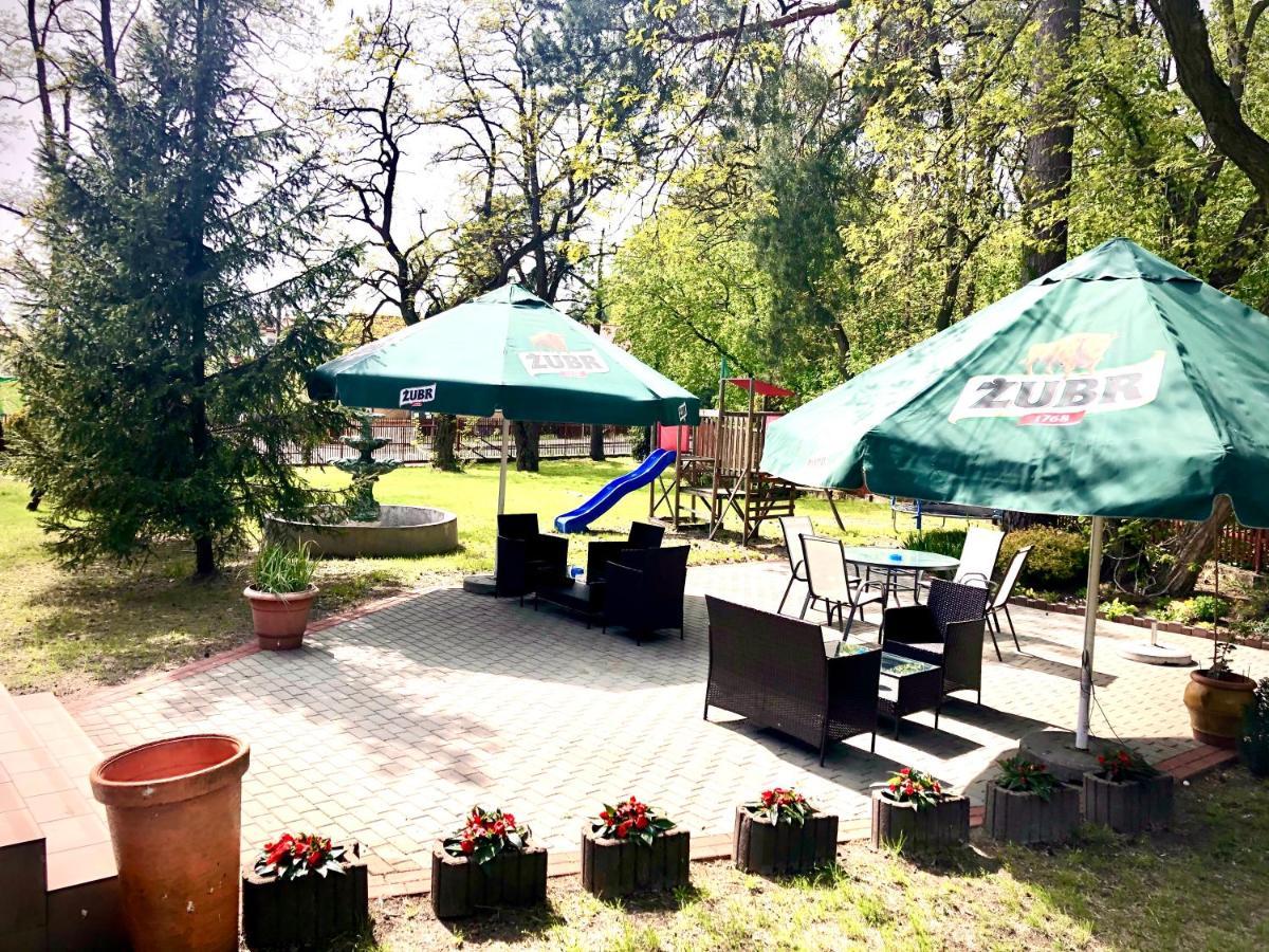 Sosnowe Zacisze Hotel Kleosin Exterior photo